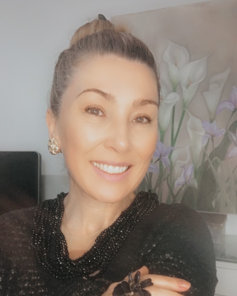 Dra. Fabiane Davet